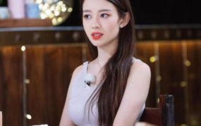 吉娜个人资料三围,身材比例完美，时尚达人风采独树一帜